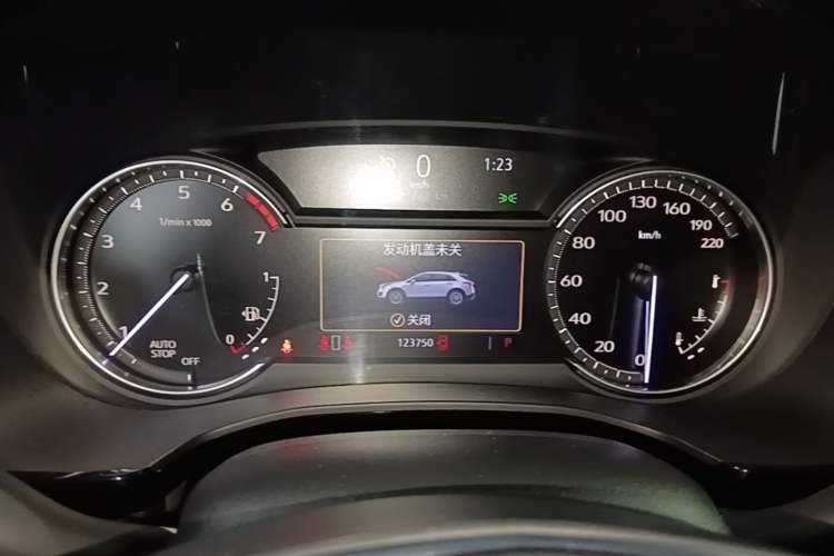 Used Cadillac XT5 2021 28T Luxury Model Instrument Cluster