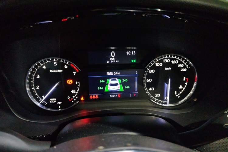 Used Cadillac XT5 2021 2.0T Two-Wheel Drive Luxury Version Instrument Cluster