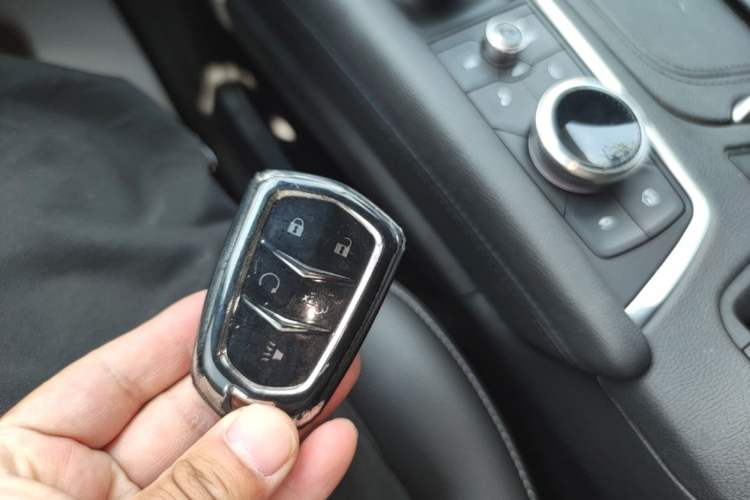 Used Cadillac XT5 2021 2.0T Two-Wheel Drive Luxury Version Interior 1