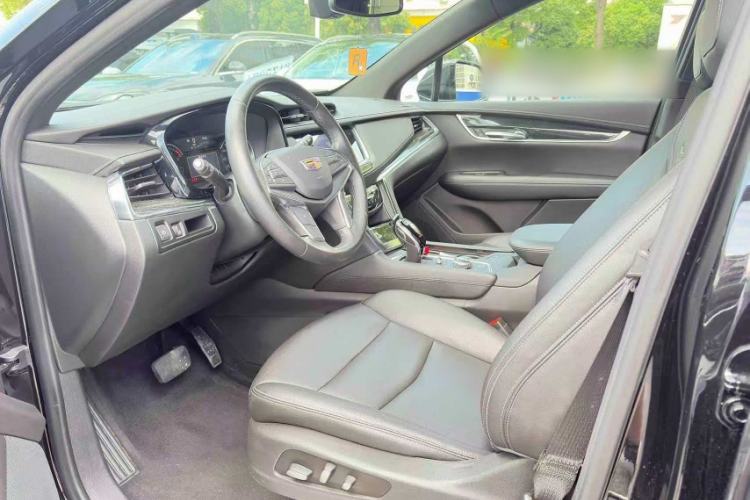 Used Cadillac XT5 2021 2.0T Two-Wheel Drive Luxury Version Interior 2