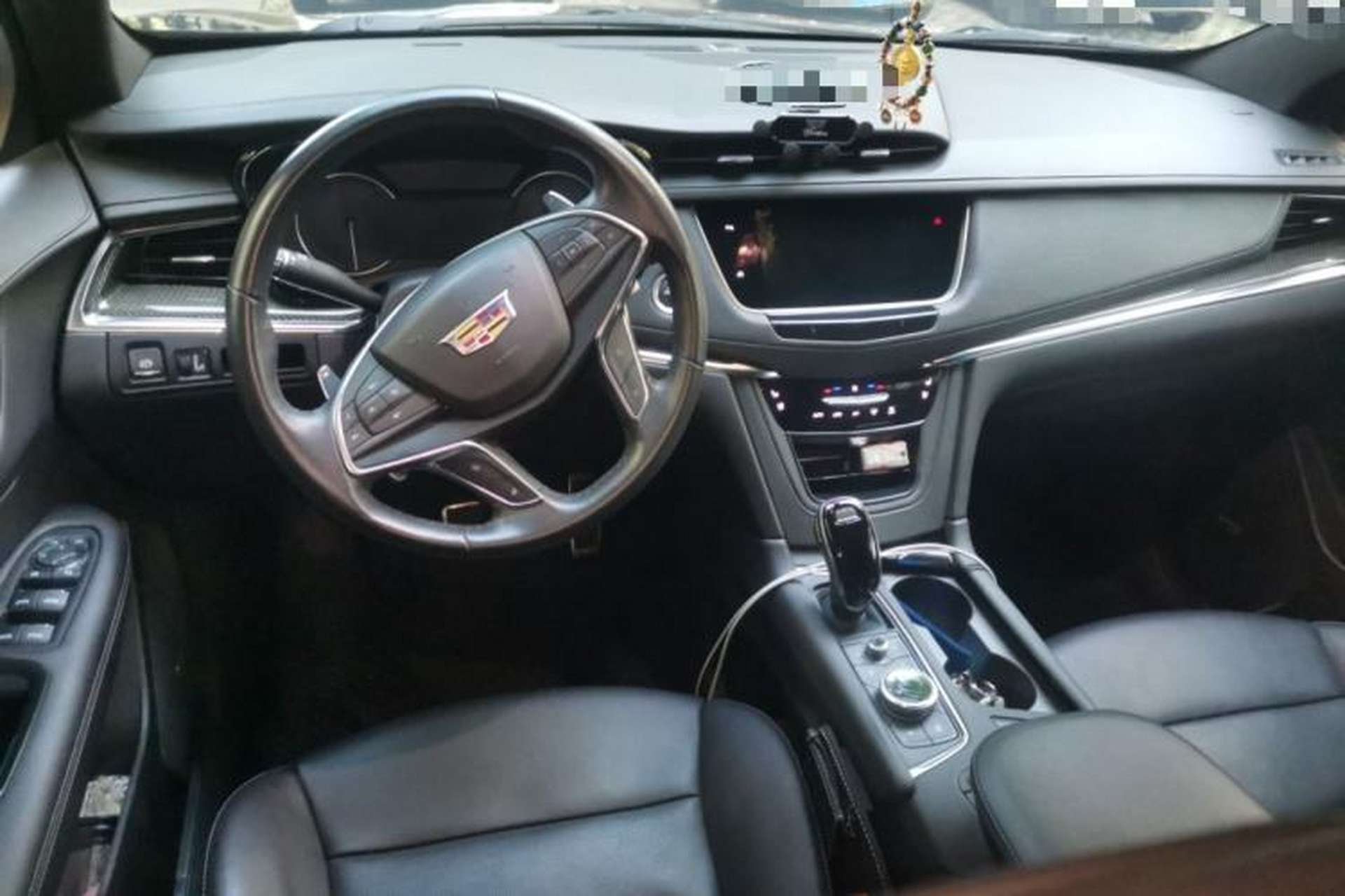 Used Cadillac XT5 2021 2.0T Four-Wheel Drive Premium Edition Interior 2