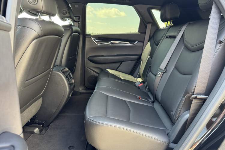 Used Cadillac XT5 2021 2.0T Four-Wheel Drive Luxury Version Interior 4