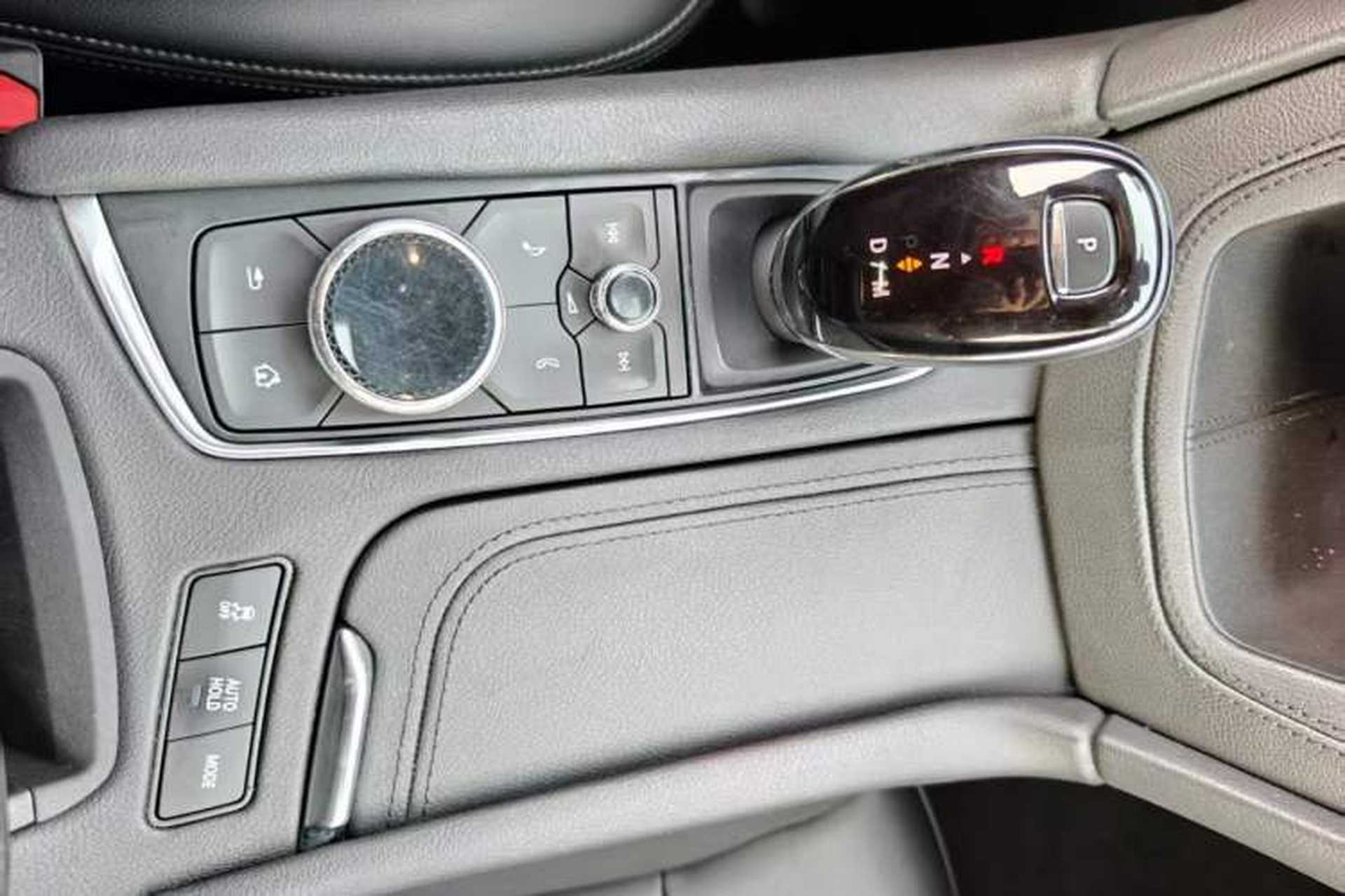Used Cadillac XT5 2021 28T Luxury Model Interior 4
