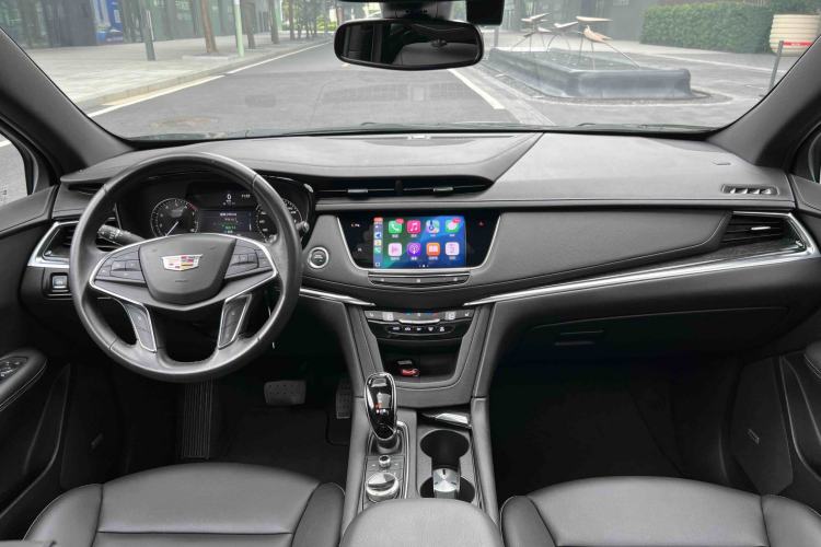 Used Cadillac XT5 2021 2.0T Four-Wheel Drive Luxury Version Interior 6