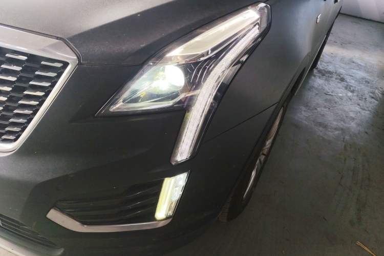 Used Cadillac XT5 2021 2.0T Two-Wheel Drive Luxury Version Left Front Headlight