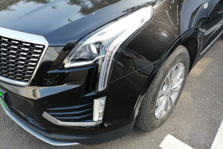 Used Cadillac XT5 2021 28T Luxury Model Left Front Headlight