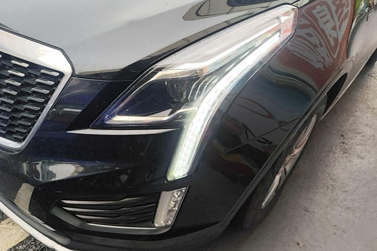 Used Cadillac XT5 2021 2.0T Four-Wheel Drive Luxury Version Left Front Headlight