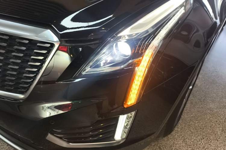 Used Cadillac XT5 2021 2.0T Four-Wheel Drive Luxury Version Left Front Headlight