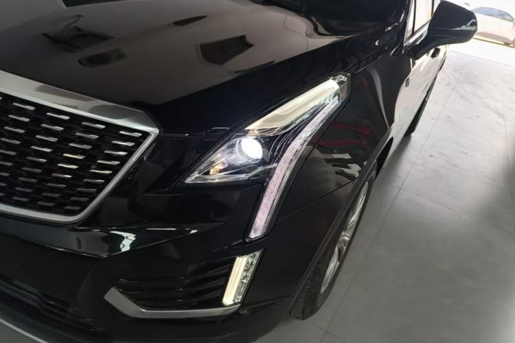 Used Cadillac XT5 2021 2.0T Two-Wheel Drive Luxury Version Left Front Headlight