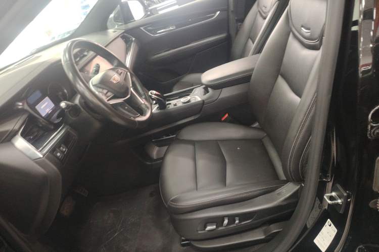 Used Cadillac XT5 2021 28T Four-Wheel Drive Luxury Version Left Front Seat