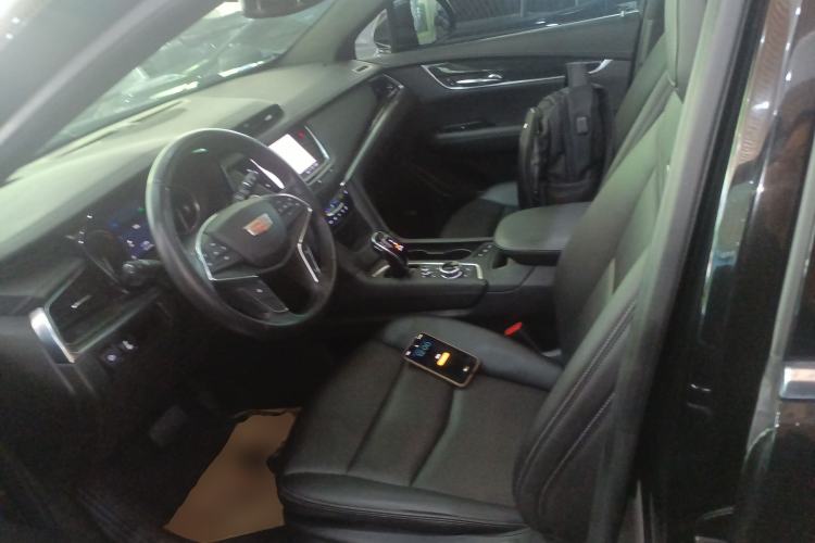 Used Cadillac XT5 2021 2.0T Two-Wheel Drive Luxury Version Left Front Seat