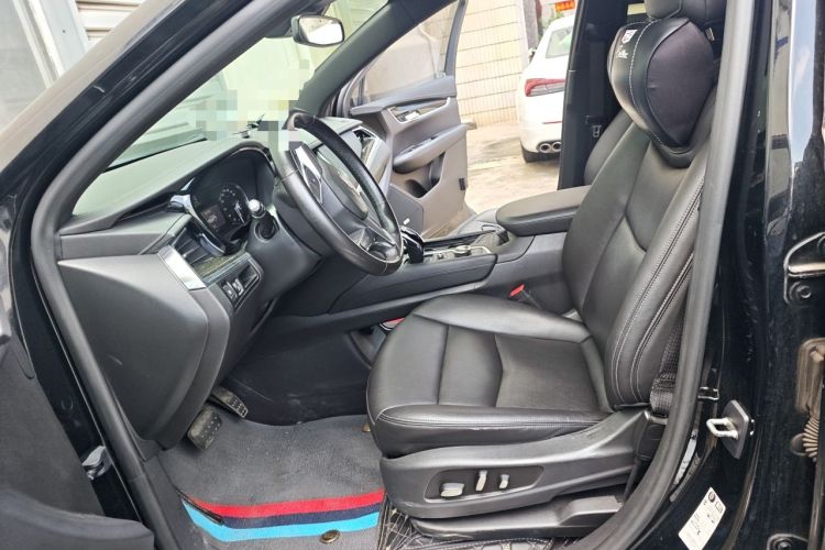 Used Cadillac XT5 2021 28T Luxury Model Left Front Seat