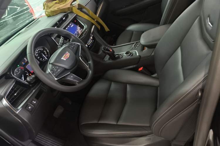 Used Cadillac XT5 2021 2.0T Four-Wheel Drive Luxury Version Left Front Seat