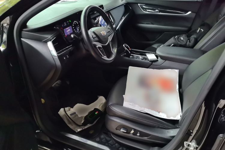 Used Cadillac XT5 2021 2.0T Two-Wheel Drive Luxury Version Left Front Seat