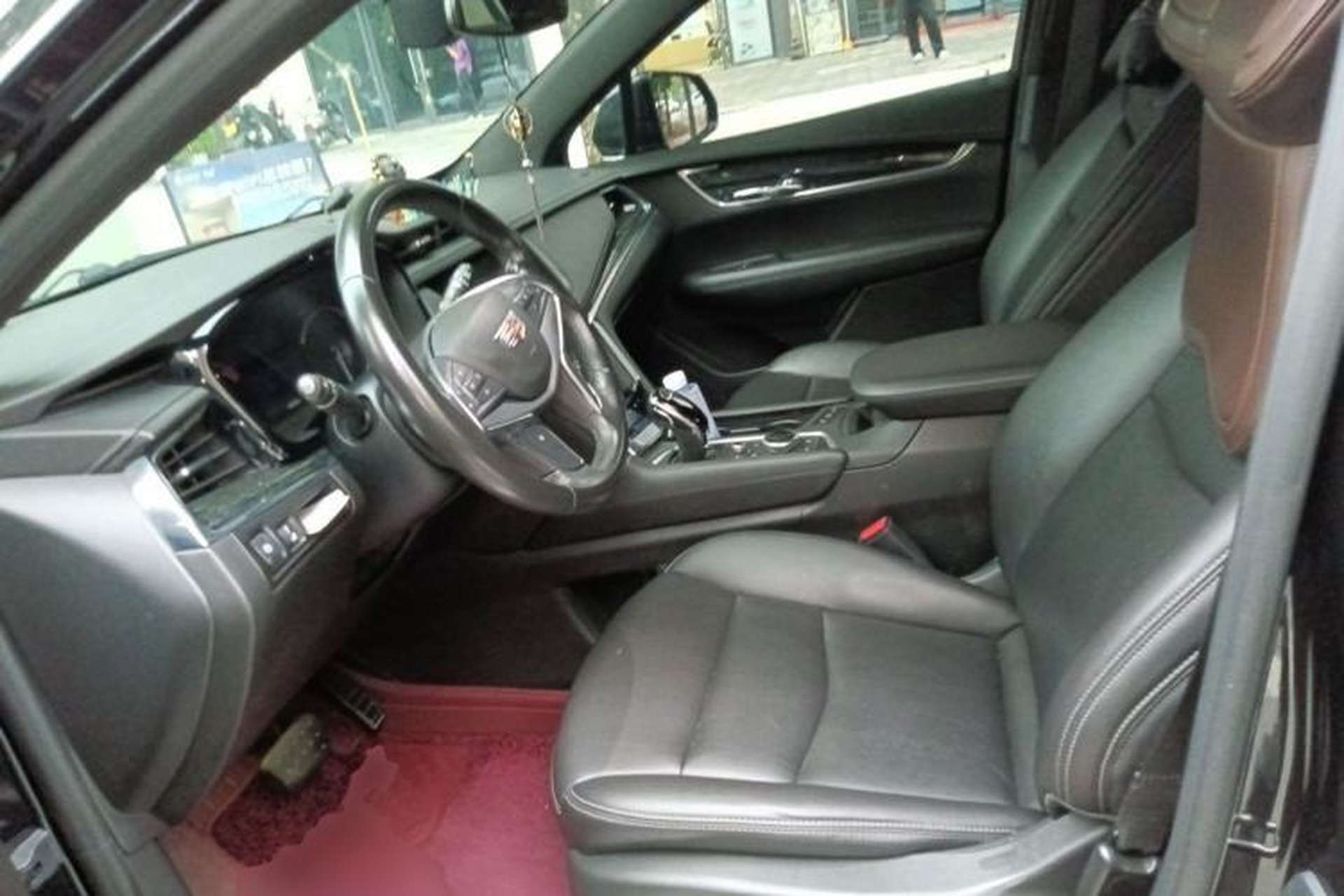 Used Cadillac XT5 2021 2.0T Two-Wheel Drive Luxury Version Left Front Seat