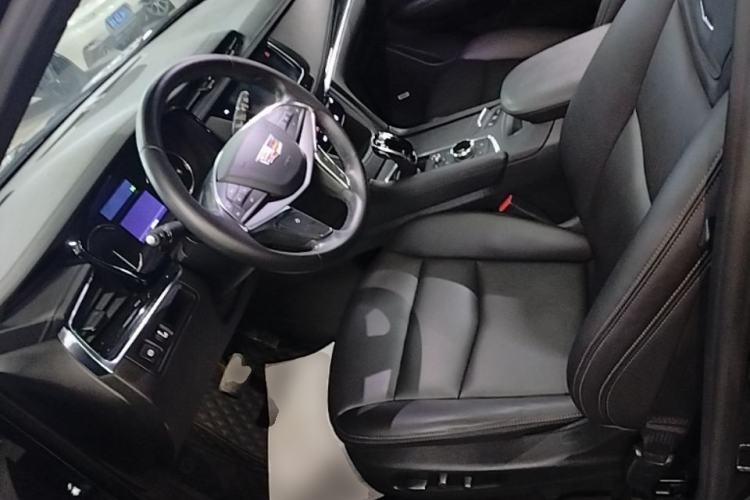 Used Cadillac XT5 2021 2.0T Two-Wheel Drive Luxury Version Left Front Seat
