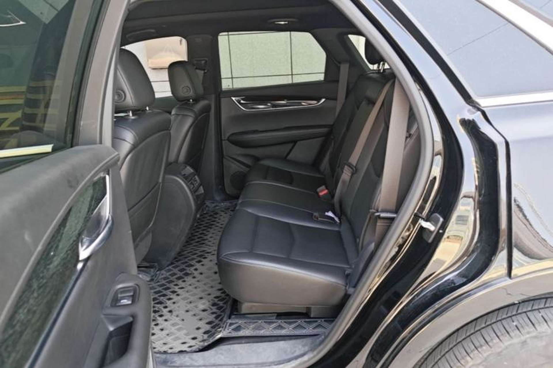 Used Cadillac XT5 2021 28T Luxury Model Left Rear Seat