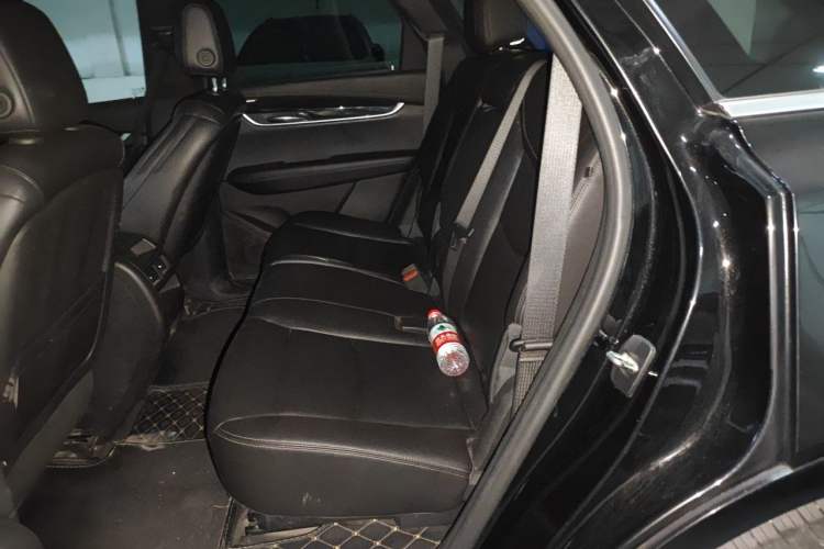 Used Cadillac XT5 2021 28T Luxury Model Left Rear Seat