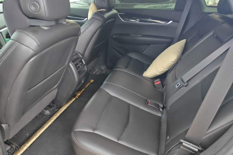 Used Cadillac XT5 2021 28T Luxury Model Left Rear Seat