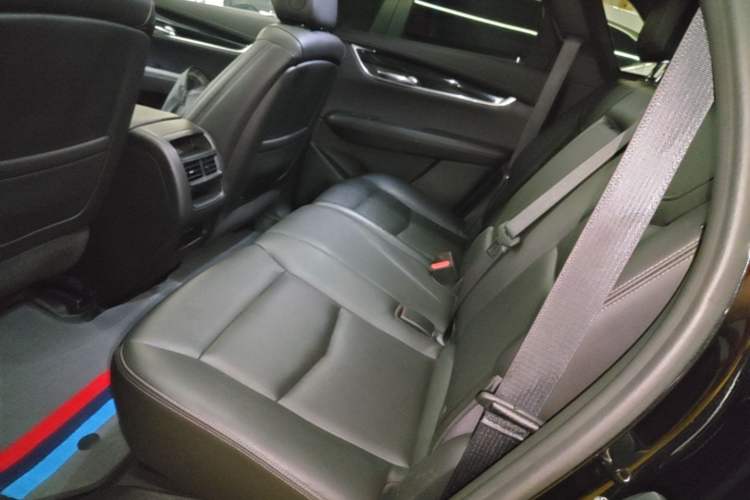 Used Cadillac XT5 2021 28T Luxury Model Left Rear Seat