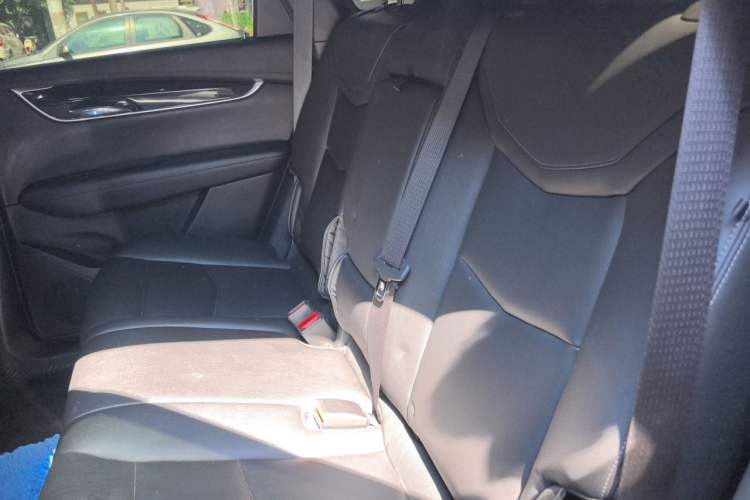Used Cadillac XT5 2021 28T Luxury Model Left Rear Seat