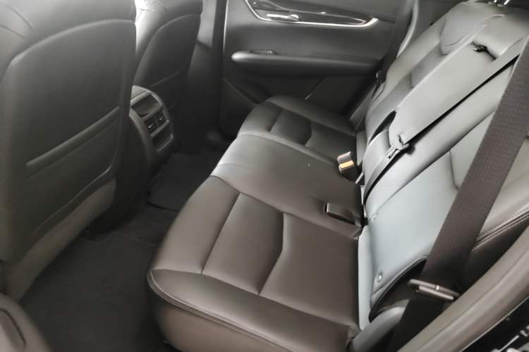 Used Cadillac XT5 2021 28T Luxury Model Left Rear Seat