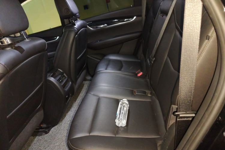 Used Cadillac XT5 2021 28T Luxury Model Left Rear Seat