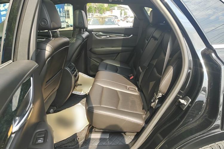 Used Cadillac XT5 2021 28T Luxury Model Left Rear Seat