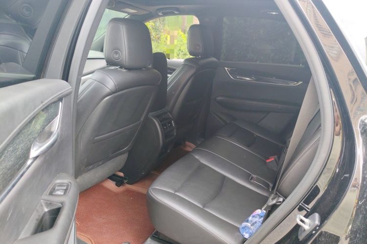 Used Cadillac XT5 2021 2.0T Four-Wheel Drive Luxury Version Left Rear Seat