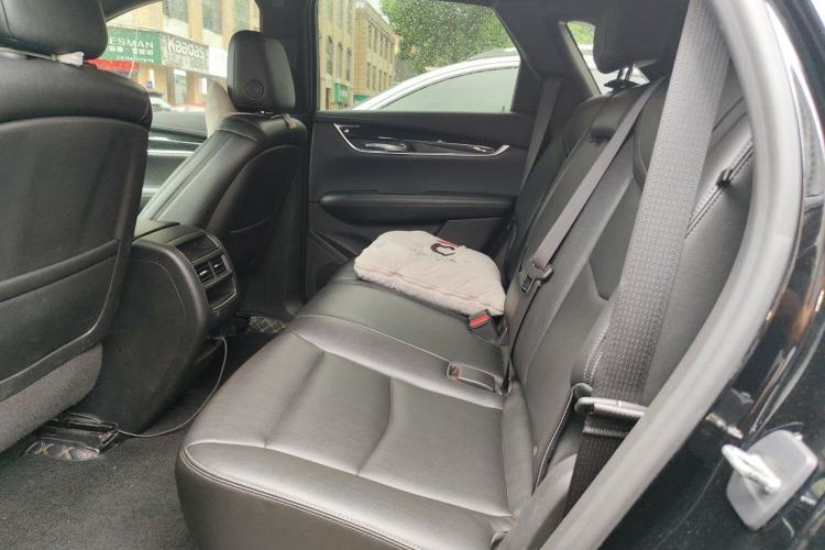Used Cadillac XT5 2021 28T Luxury Model Left Rear Seat