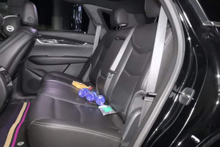 Used Cadillac XT5 2021 28T Luxury Model Left Rear Seat