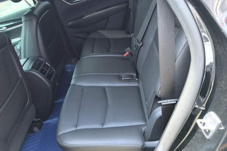 Used Cadillac XT5 2021 28T Luxury Model Left Rear Seat