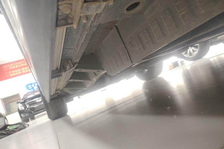 Used Cadillac XT5 2021 28T Four-Wheel Drive Luxury Version Left Side Sill