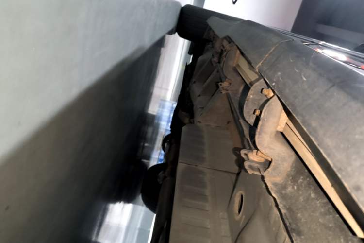 Used Cadillac XT5 2021 28T Luxury Model Left Side Sill