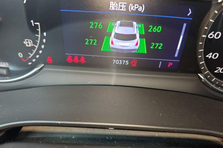 Used Cadillac XT5 2021 2.0T Two-Wheel Drive Luxury Version Odometer Close Up