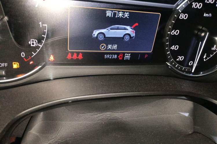 Used Cadillac XT5 2021 28T Four-Wheel Drive Luxury Version Odometer Close Up