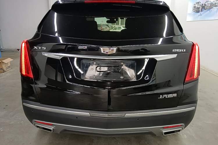 Used Cadillac XT5 2021 28T Luxury Model Rear