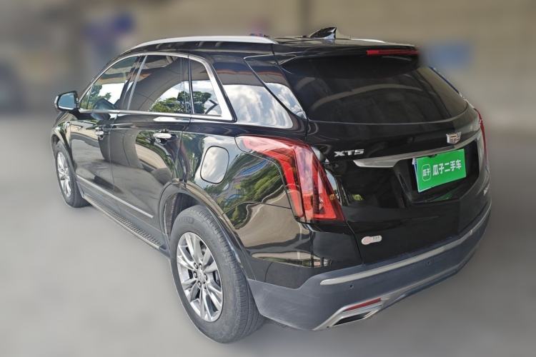 Used Cadillac XT5 2021 28T Luxury Model Rear Left 45 Deg