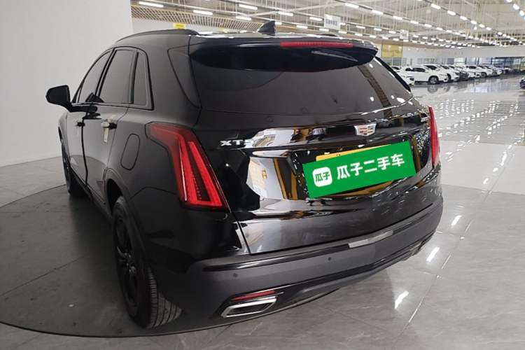 Used Cadillac XT5 2021 28T Luxury Model Rear Left 45 Deg