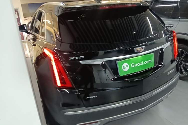 Used Cadillac XT5 2021 2.0T Four-Wheel Drive Luxury Version Rear Left 45 Deg