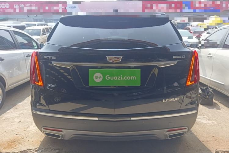 Used Cadillac XT5 2021 28T Luxury Model Rear