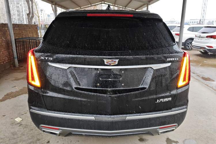Used Cadillac XT5 2021 28T Luxury Model Rear