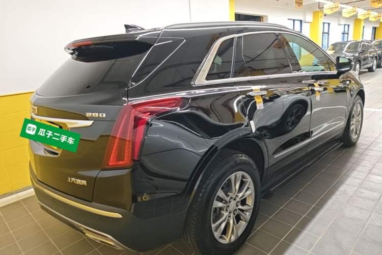 Used Cadillac XT5 2021 28T Luxury Model Rear Right 45 Deg