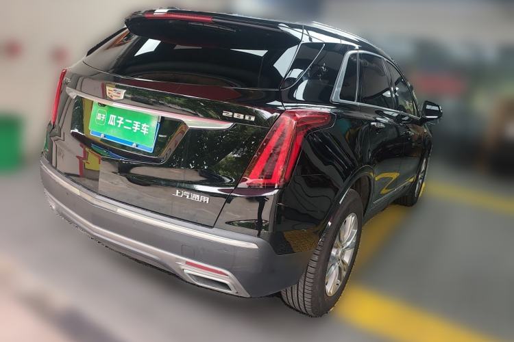 Used Cadillac XT5 2021 28T Luxury Model Rear Right 45 Deg
