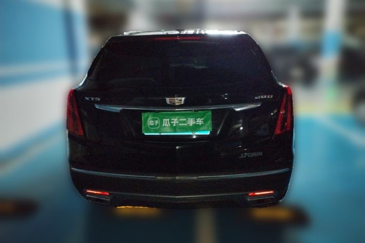 Used Cadillac XT5 2021 28T Luxury Model Rear