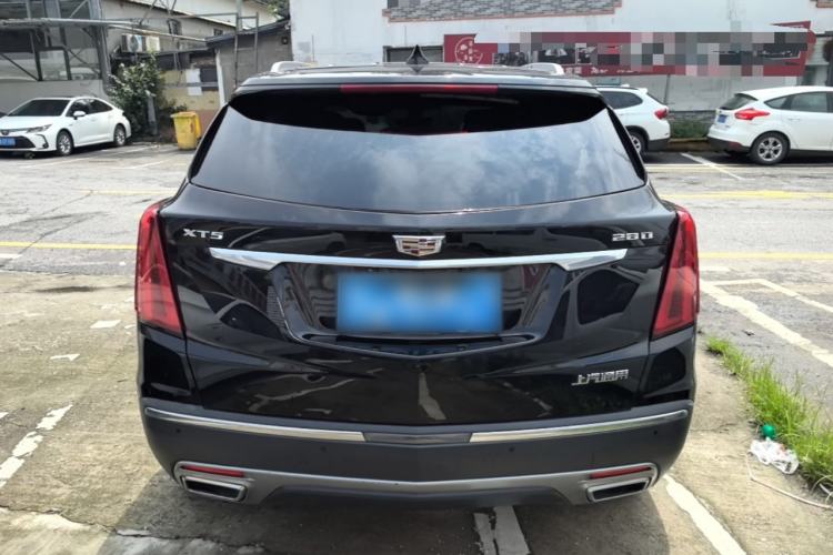 Used Cadillac XT5 2021 28T Luxury Model Rear
