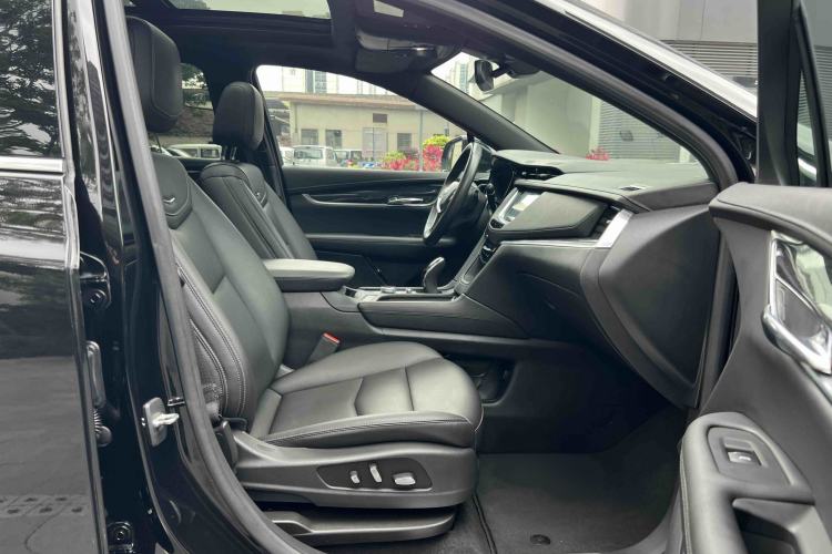 Used Cadillac XT5 2021 2.0T Four-Wheel Drive Luxury Version Right Front Seat