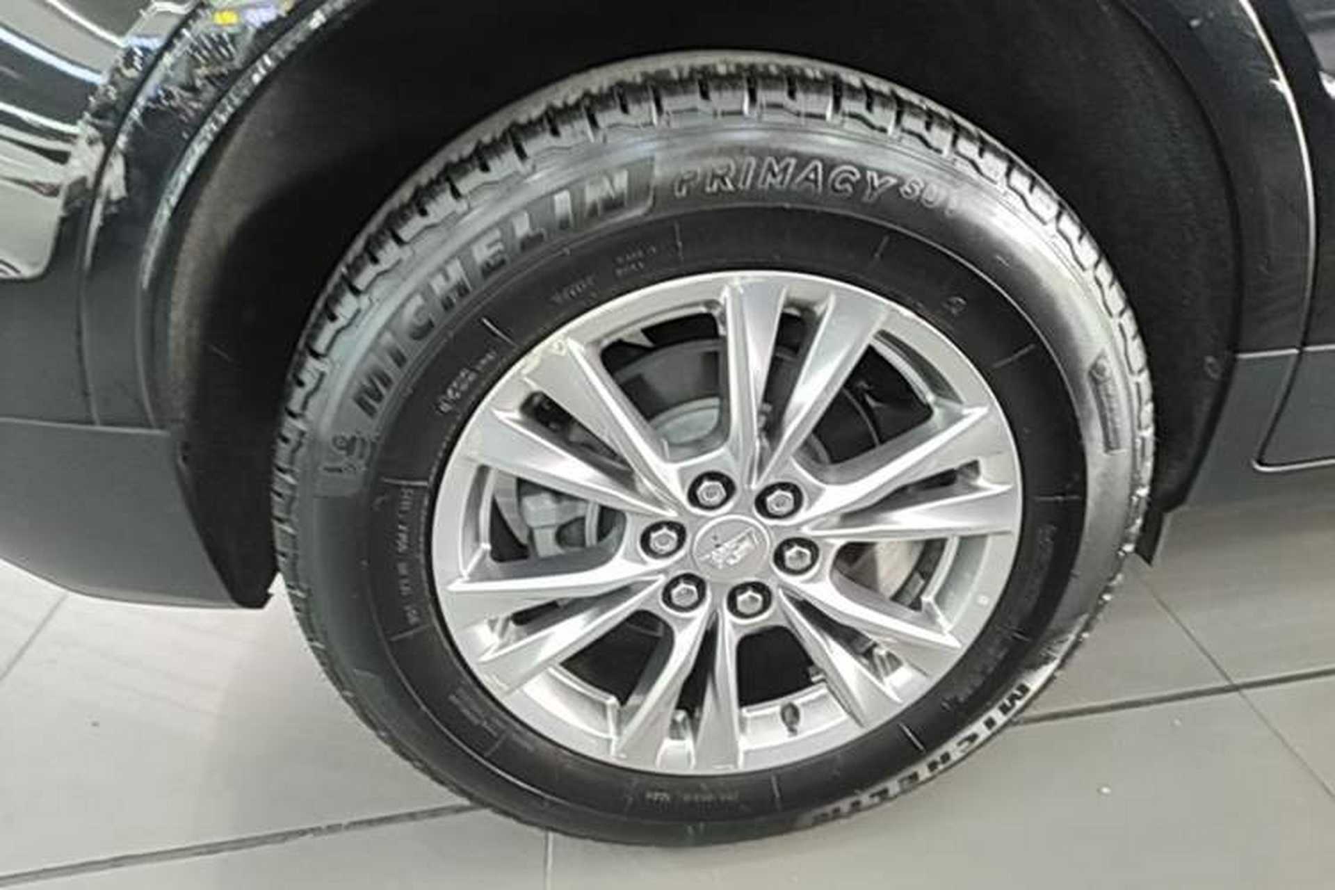 Used Cadillac XT5 2021 28T Luxury Model Right Rear Wheel Hub