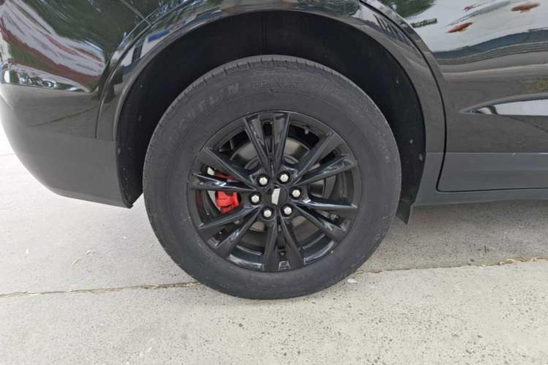 Used Cadillac XT5 2021 28T Four-Wheel Drive Tech Version Right Rear Wheel Hub