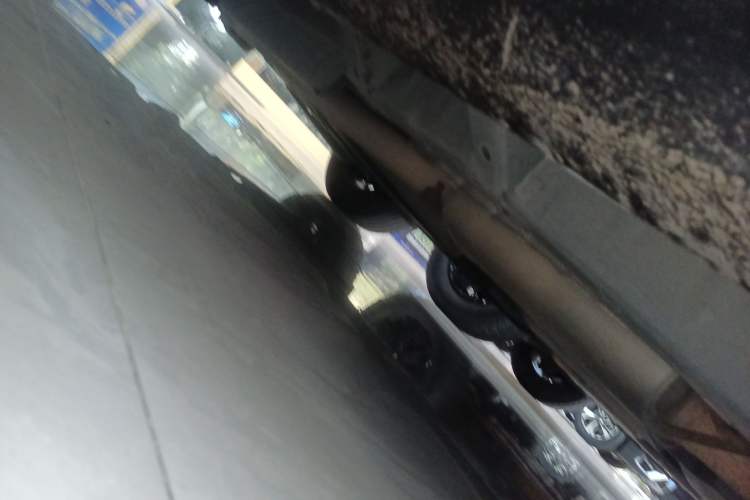 Used Cadillac XT5 2021 2.0T Two-Wheel Drive Luxury Version Right Side Sill